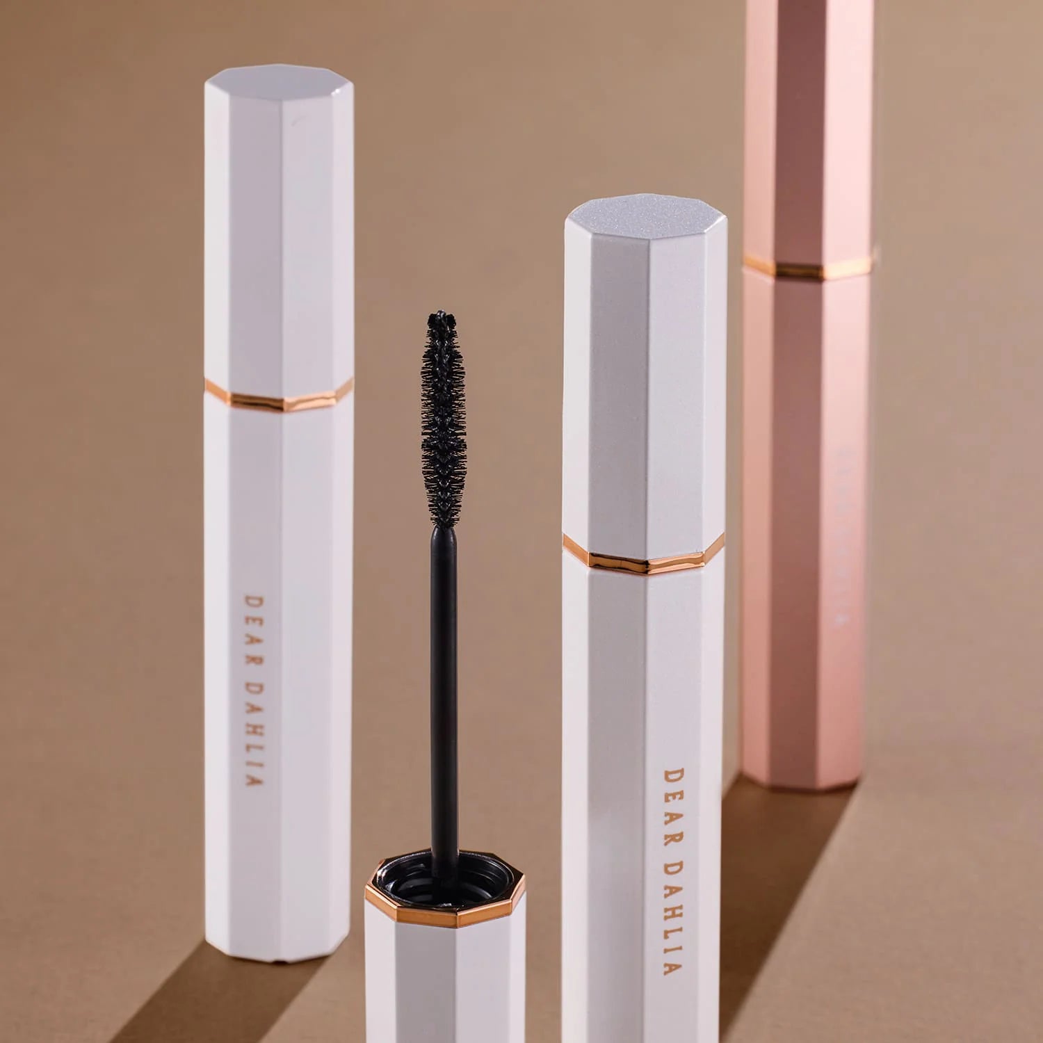 DEAR DAHLIA Paradise Dream Lash Defining Mascara